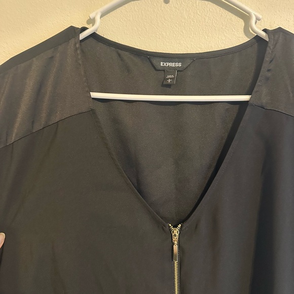 BLACK TOP - Picture 3 of 4